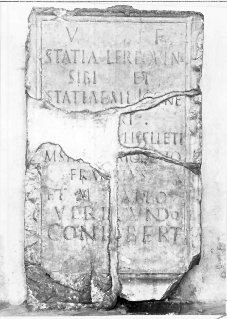 lapide tombale, frammento - produzione Italia settentrionale (secc. I/ II)