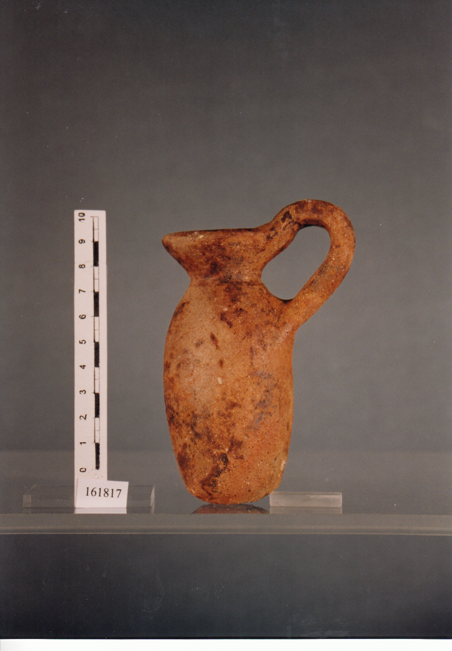 brocca, forma 21 - civiltà fenicia (ultimo quarto VII sec. a.C)