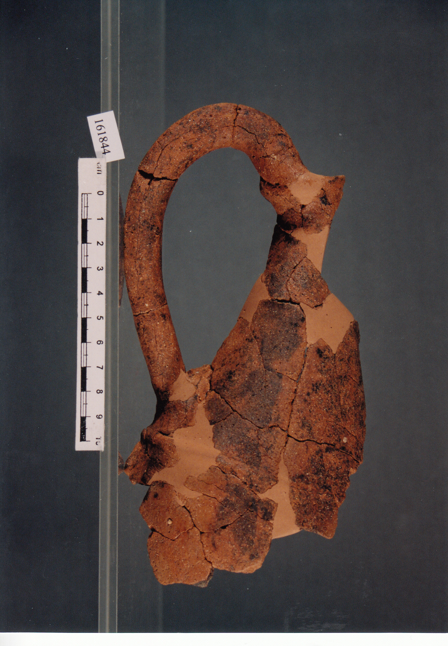 brocca, forma 26, brocca bilobata - civiltà fenicia (ultimo quarto VII sec. a.C)