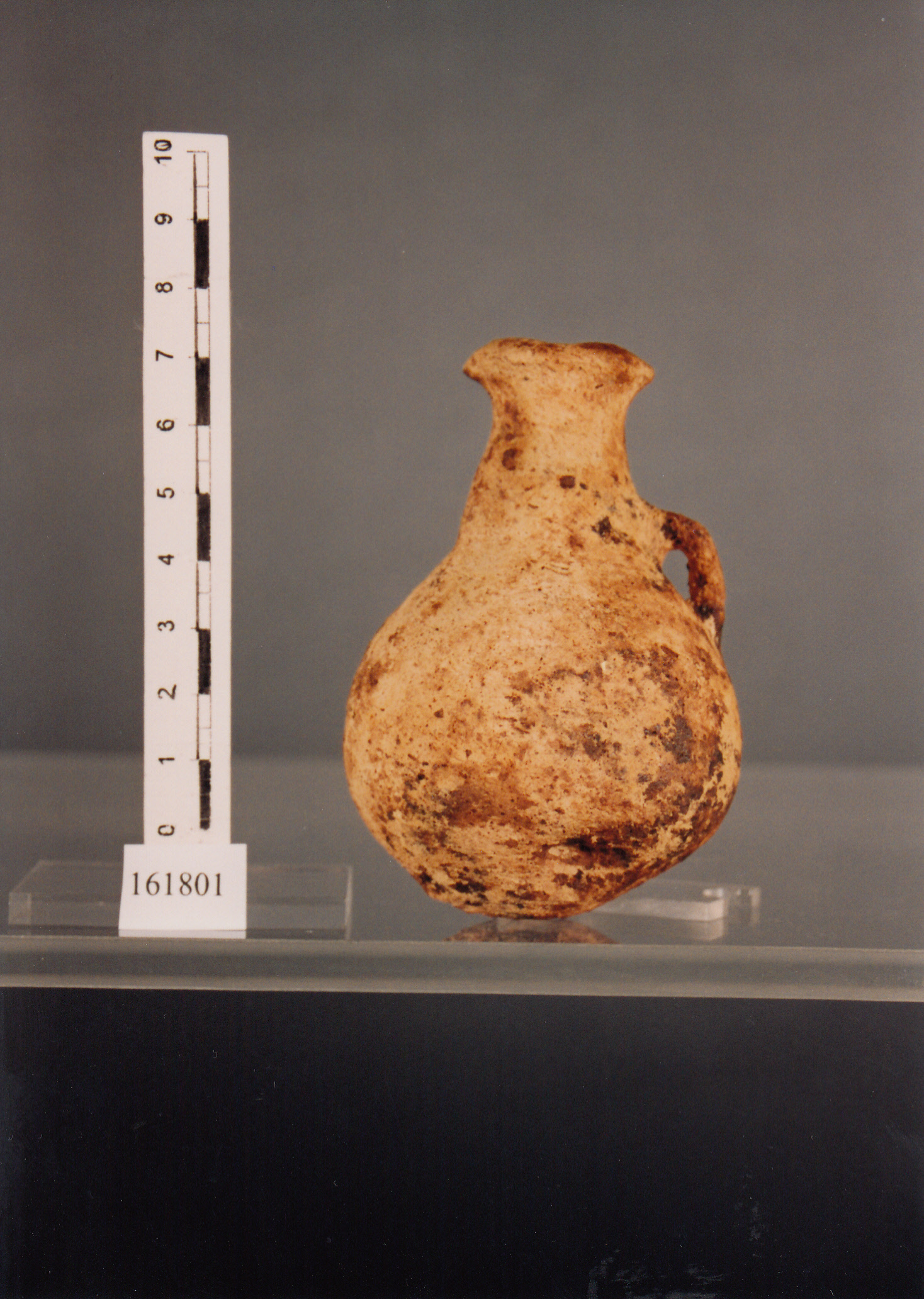 unguentario - civiltà fenicia (ultimo quarto VII sec. a.C)