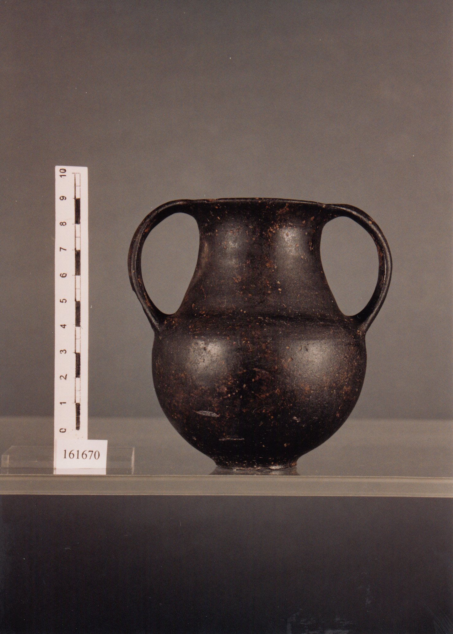 anfora - civiltà fenicia (prima metà VI sec. a.C)