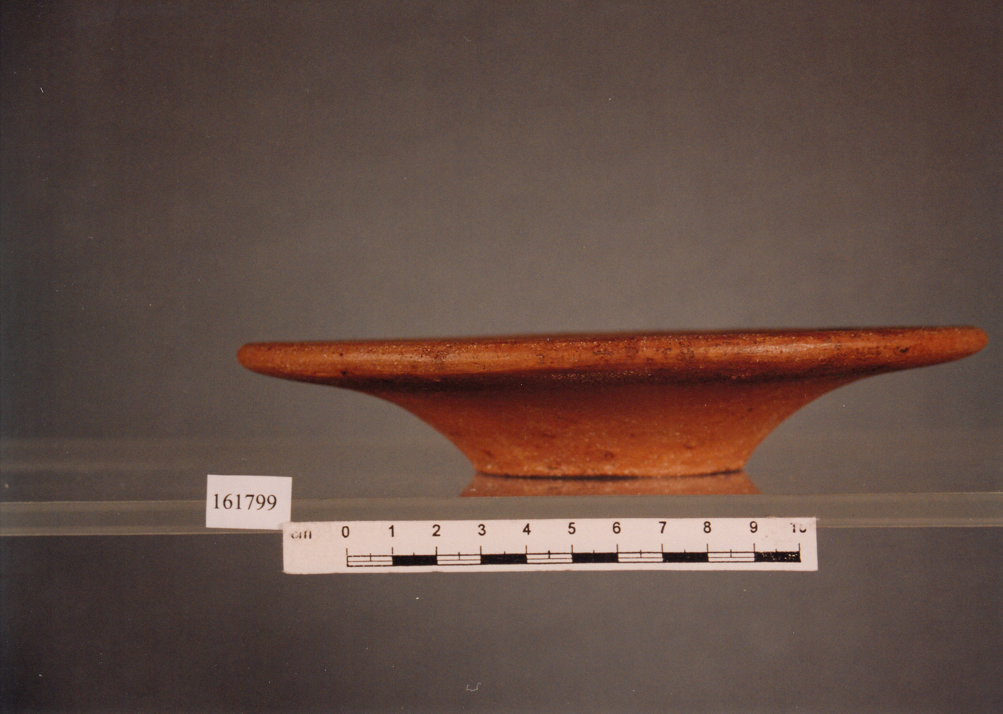 piatto - civiltà fenicia (prima metà VI sec. a.C)