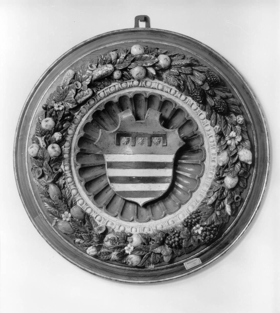 stemma gentilizio della famiglia da Uzzano (rilievo) - manifattura fiorentina (fine/ inizio secc. XV/ XVI)