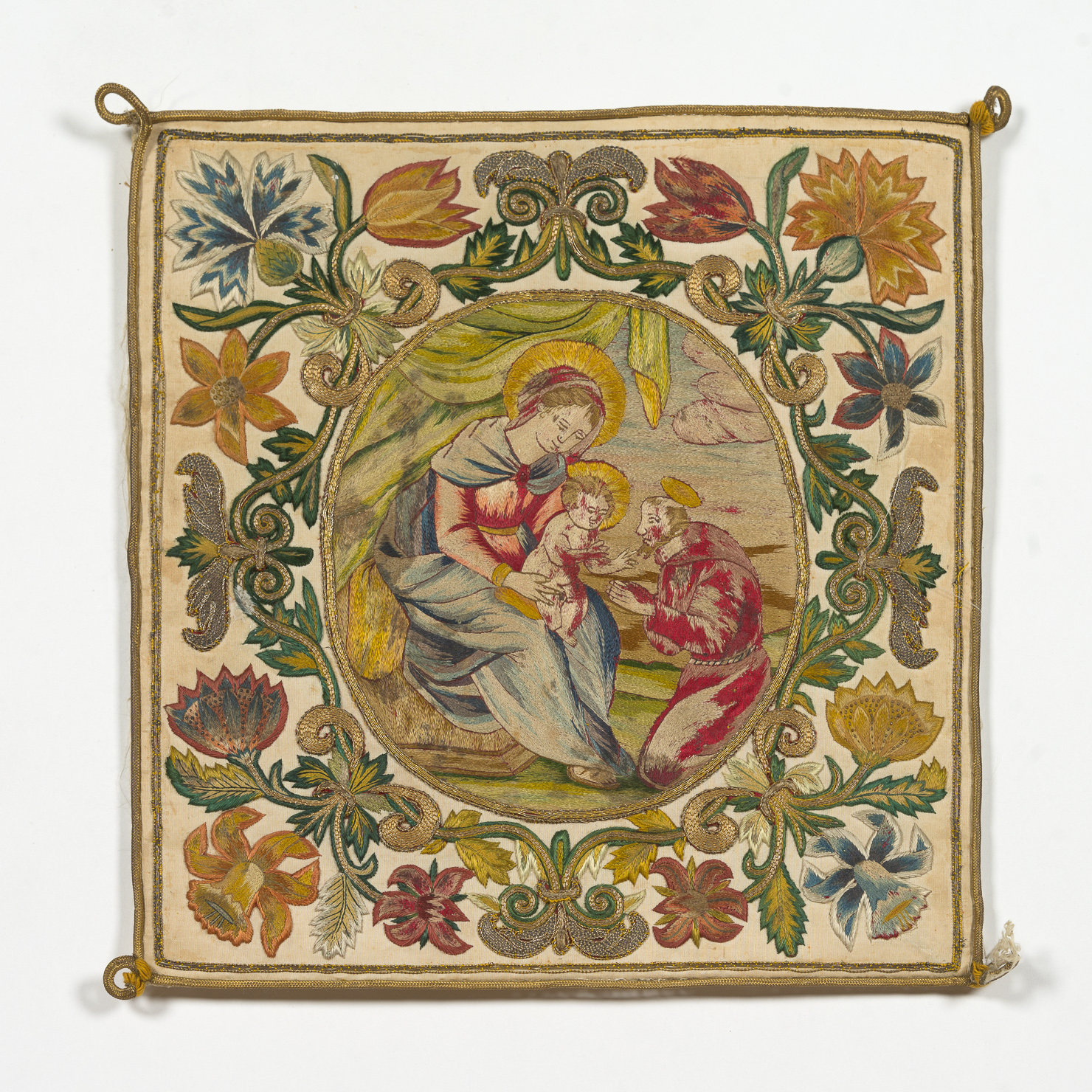 Madonna con Bambino e San Carlo (?), motivo decorativo floreale (borsa del corporale) - manifattura italiana (sec. XIX, sec. XX)