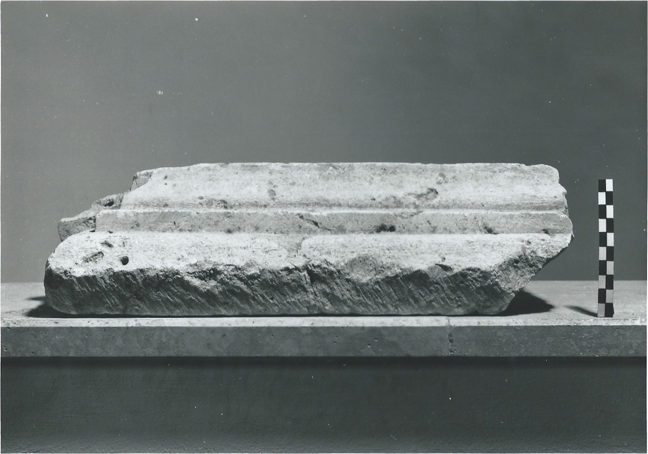 stele/ funeraria (IV)
