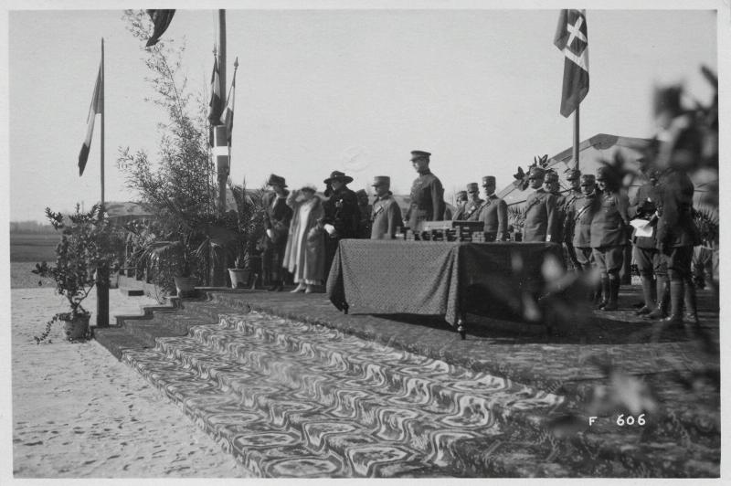 Padova - Campo Marte - Reali del Belgio - Reali d'Italia - cerimonie - 1918 (positivo) di Marzocchi, Luigi (primo quarto XX)