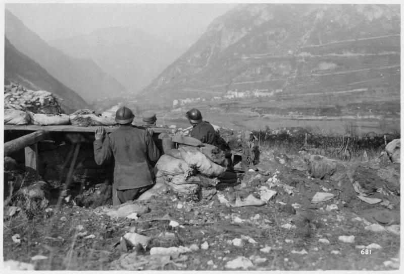 Valdastico - trincee - comandanti - ispezioni - 1918 (positivo) di Marzocchi, Luigi (primo quarto XX)