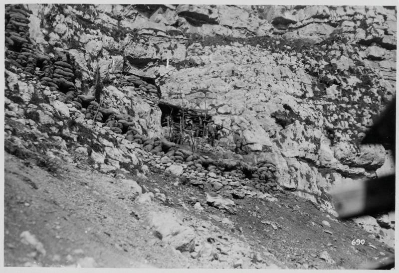 Monte Coviojo - postazioni - 1918 (positivo) di Marzocchi, Luigi (primo quarto XX)