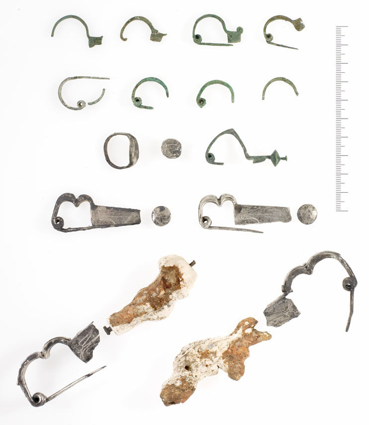 fibula/ ad arco semplice (IV a.C)