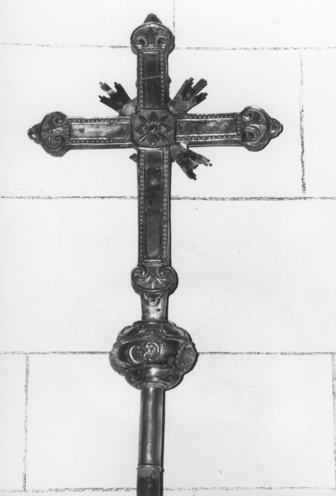 croce processionale - bottega sarda (fine/ inizio secc. XVIII/ XIX)