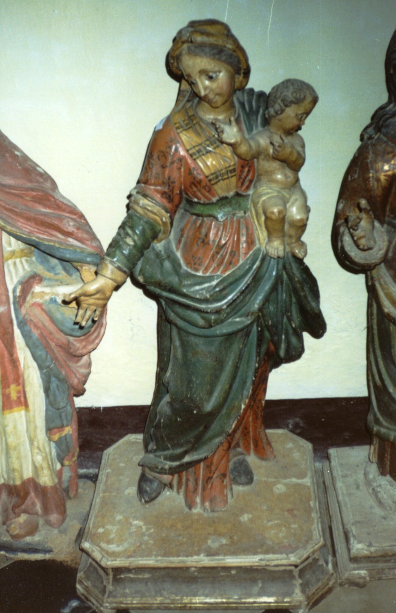 Madonna con Bambino (scultura) - bottega campana (fine/ inizio secc. XVII/ XVIII)