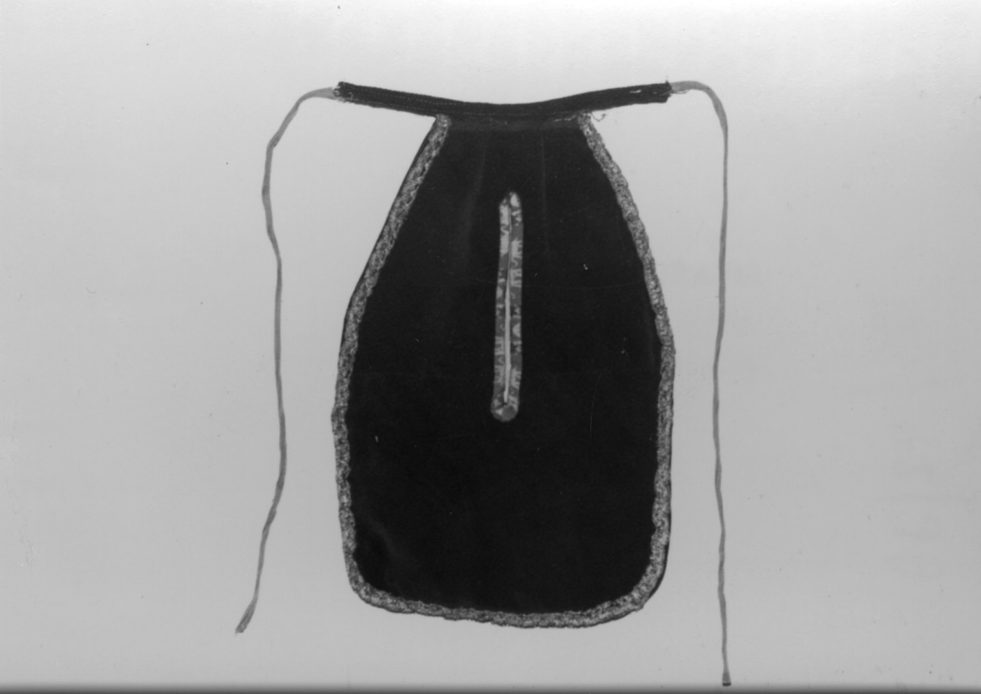tasca, costume femminile - manifattura sarda (sec. XIX)