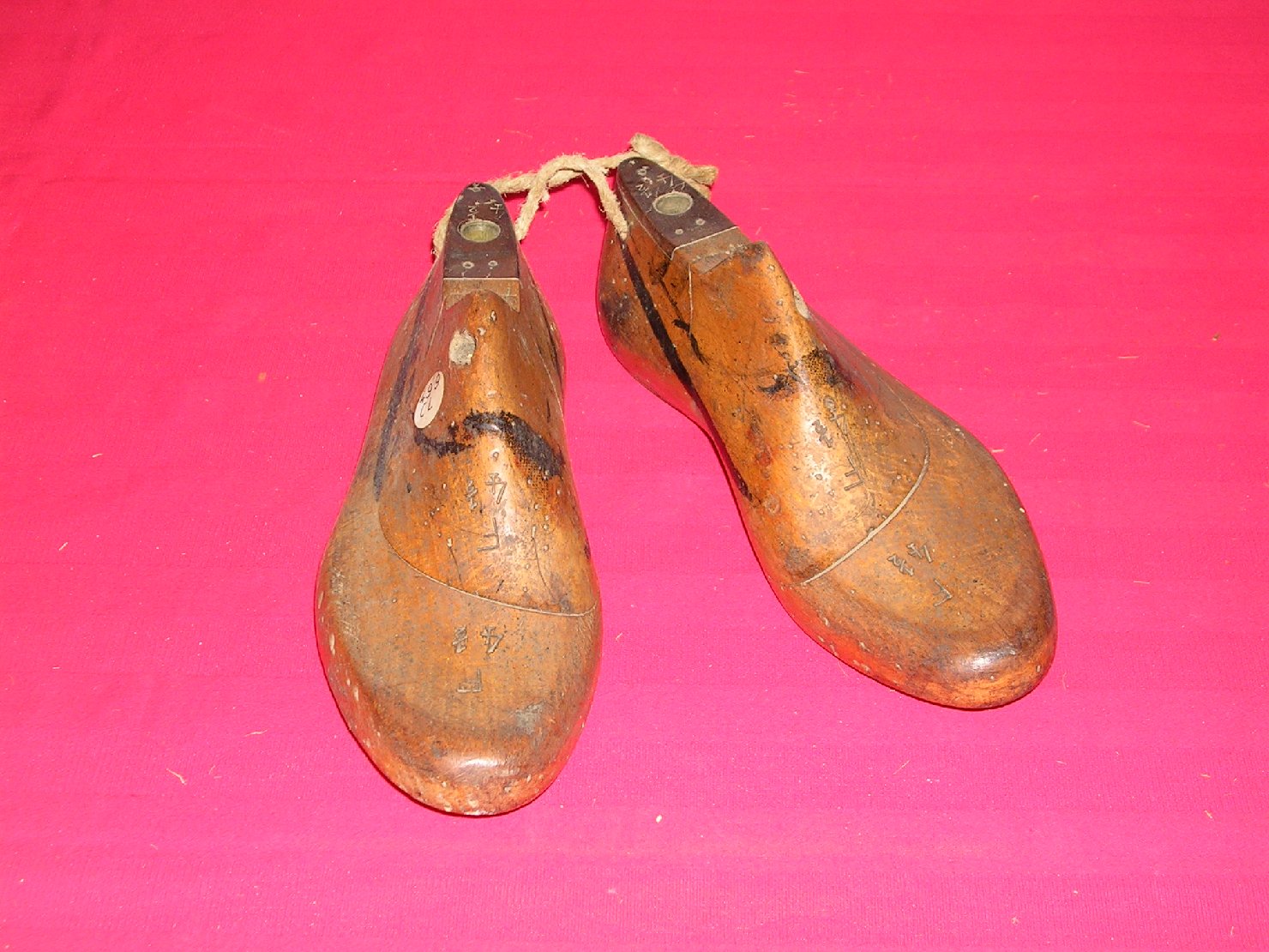 forma per scarpe, strumenti da lavoro - ambito anglosassone (sec. XX primo quarto)