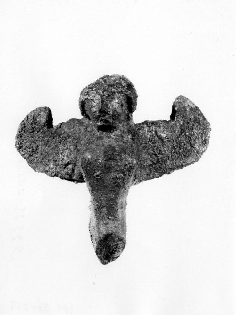 cista/ piede - produzione etrusca (sec. IV a.C)