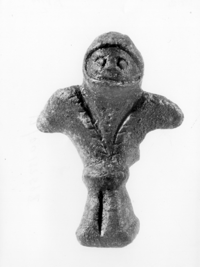 cista/ piede - produzione etrusca (metà/ inizio secc. IV a.C.-III a.C)