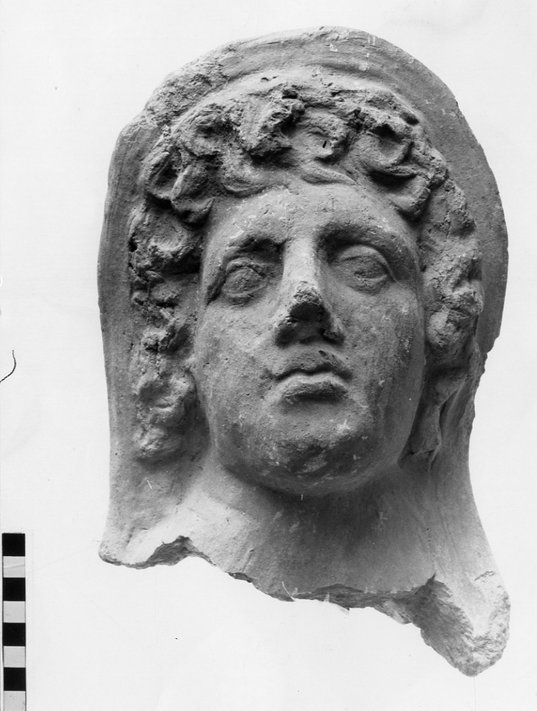 testa maschile votiva (secc. III a.C.-II a.C)