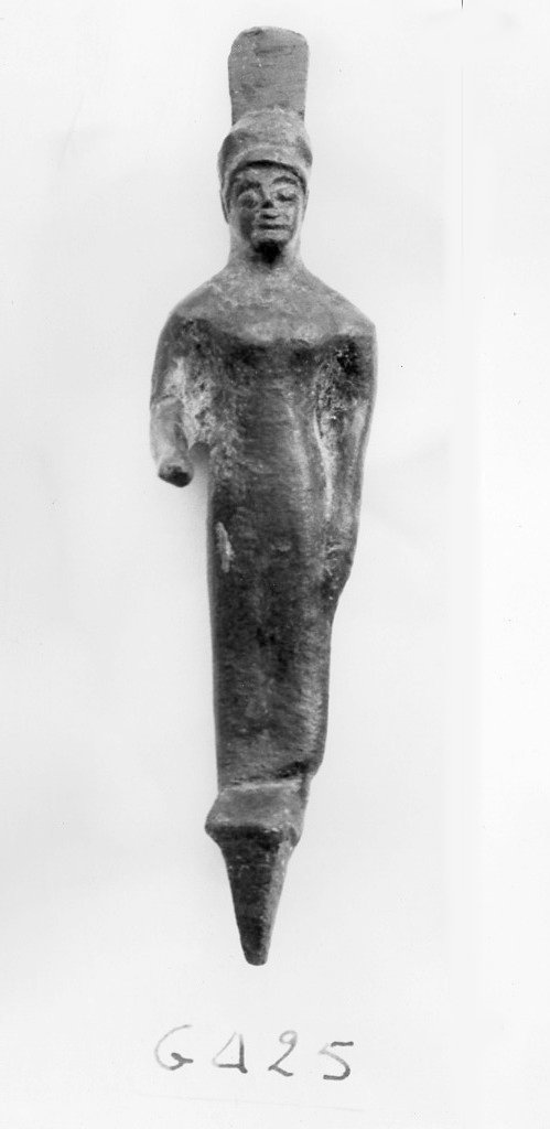 kore (bronzetto votivo) (prima metà sec. VI a.C)
