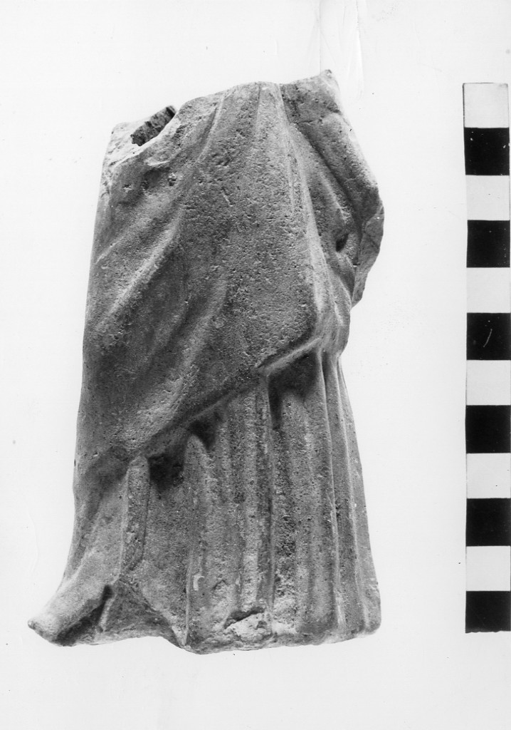 statuetta femminile votiva (secc. III a.C.-II a.C)