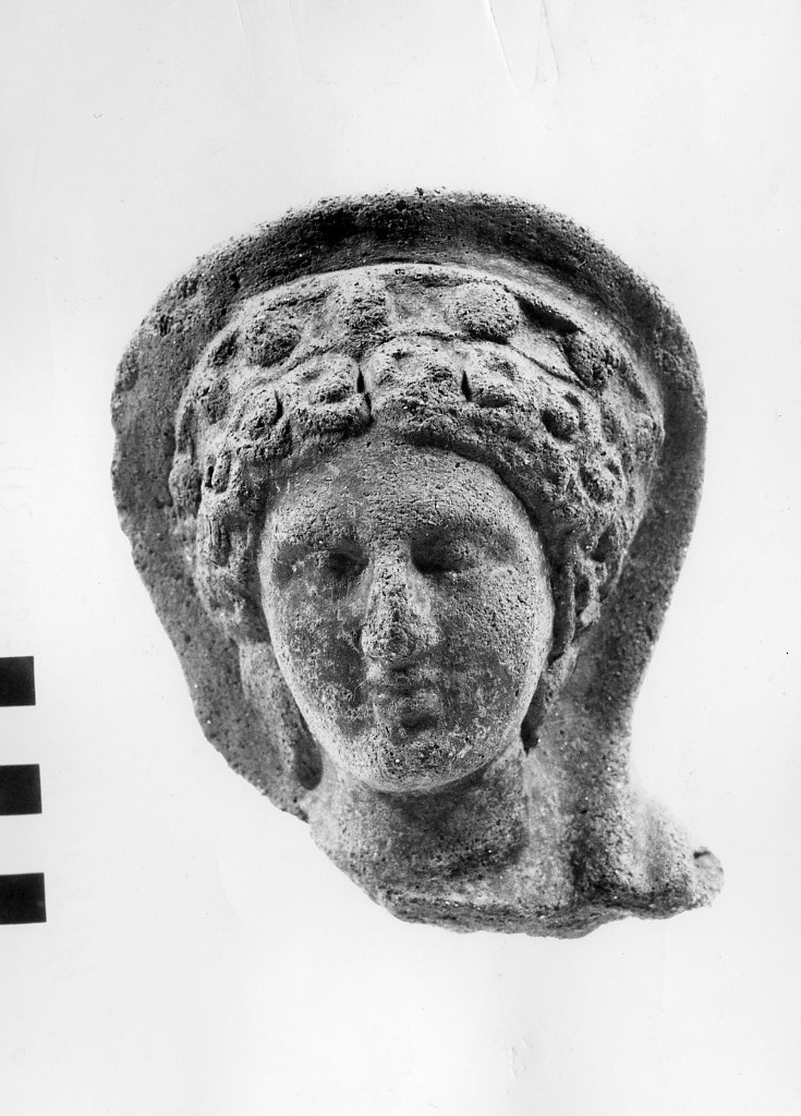 statuetta femminile (sec. III a.C)