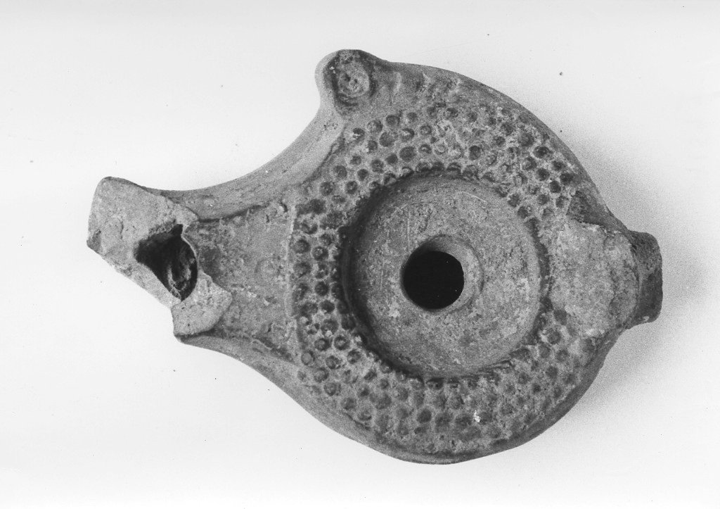 lucerna, Dressel-Lamboglia, 2 (fine/ inizio secc. I a.C.-I d.C)