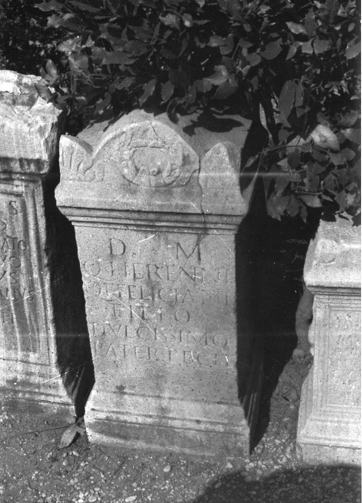 ara funeraria (secc. I - II d.C)