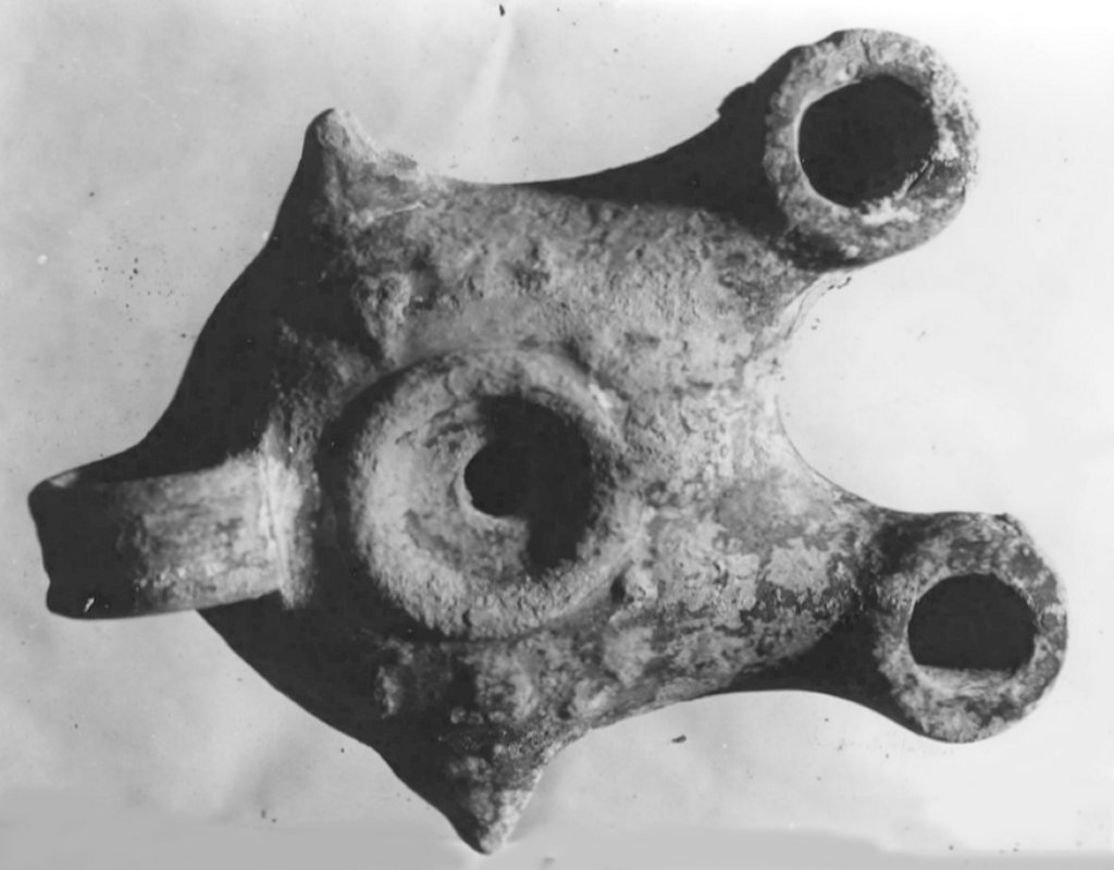 lucerna bilicne (secc. I a.C.-I d.C)