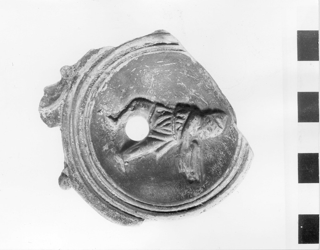 lucerna, Dresel-Lamboglia, 9B (prima metà sec. I d.C)