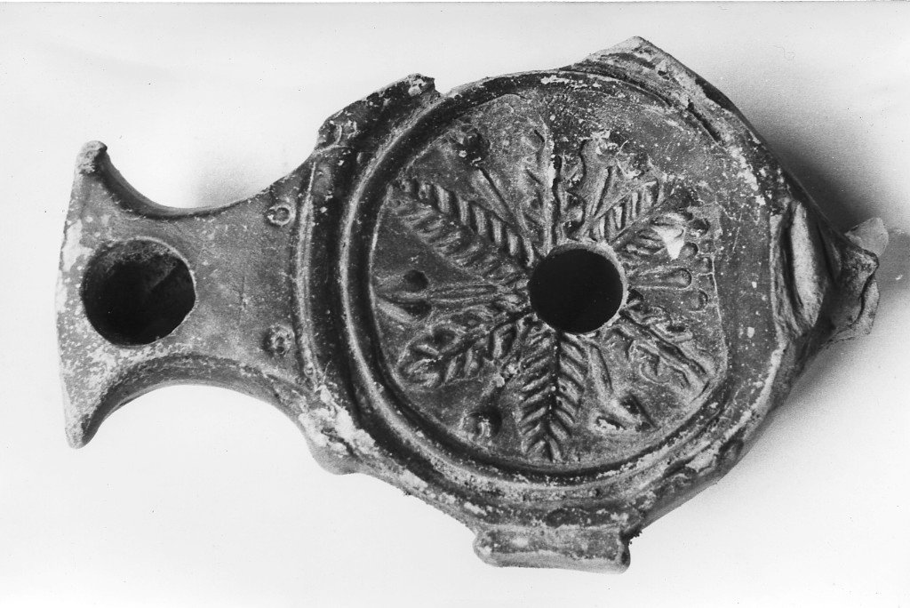 lucerna, Dresel-Lamboglia, 3 (fine sec. I a.C)