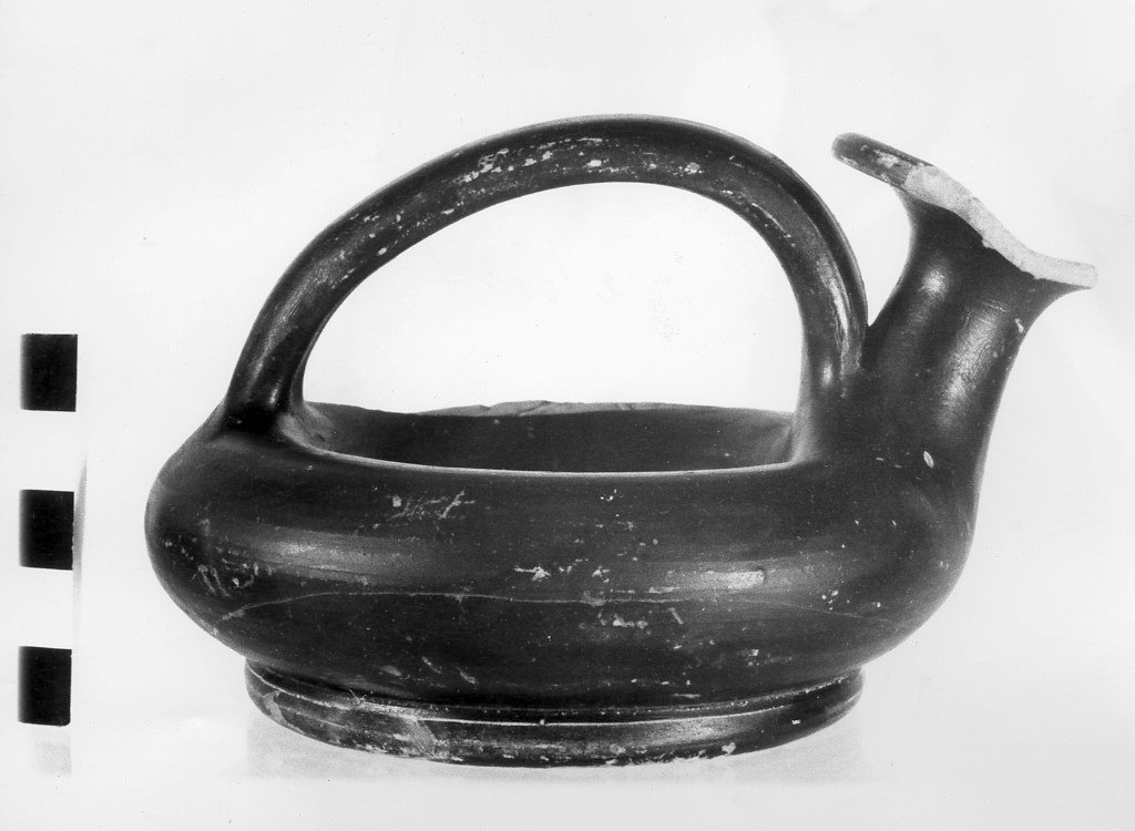 askos anulare - ambito etruschizzante (fine sec. IV a.C)