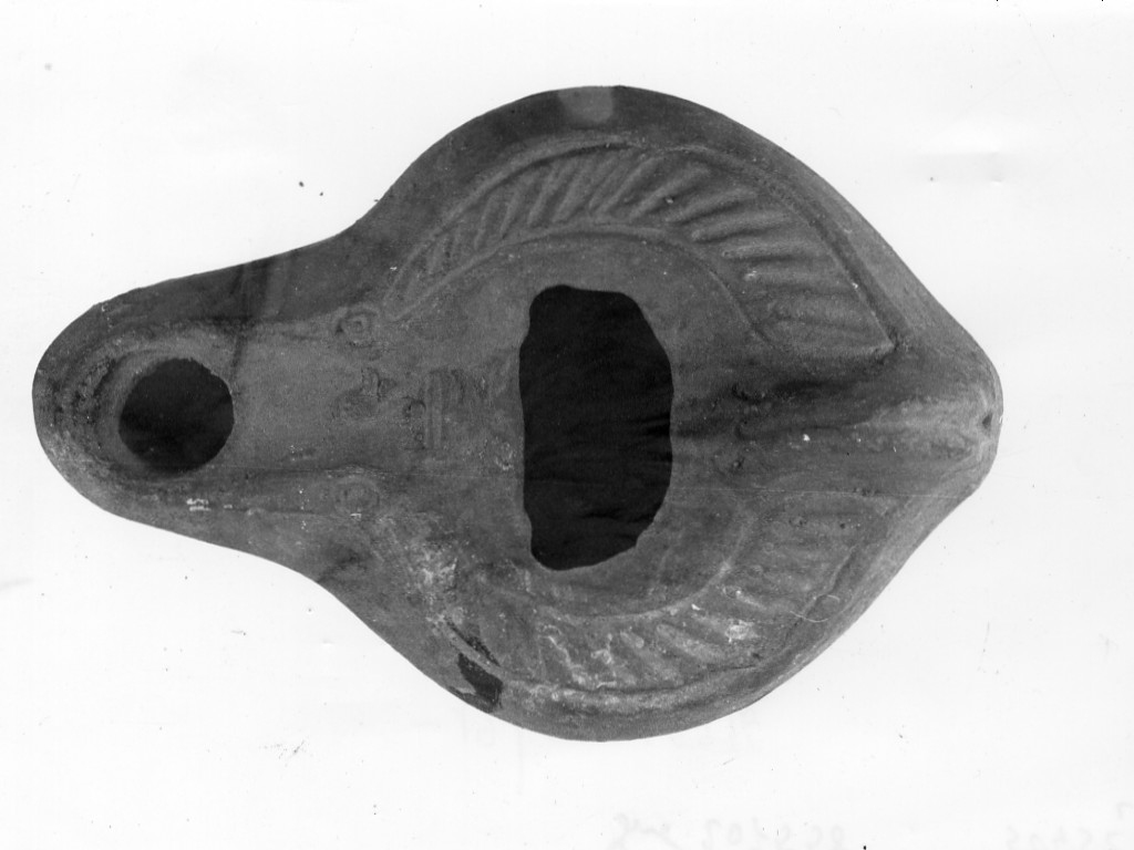 lucerna con bollo - tipo africano 