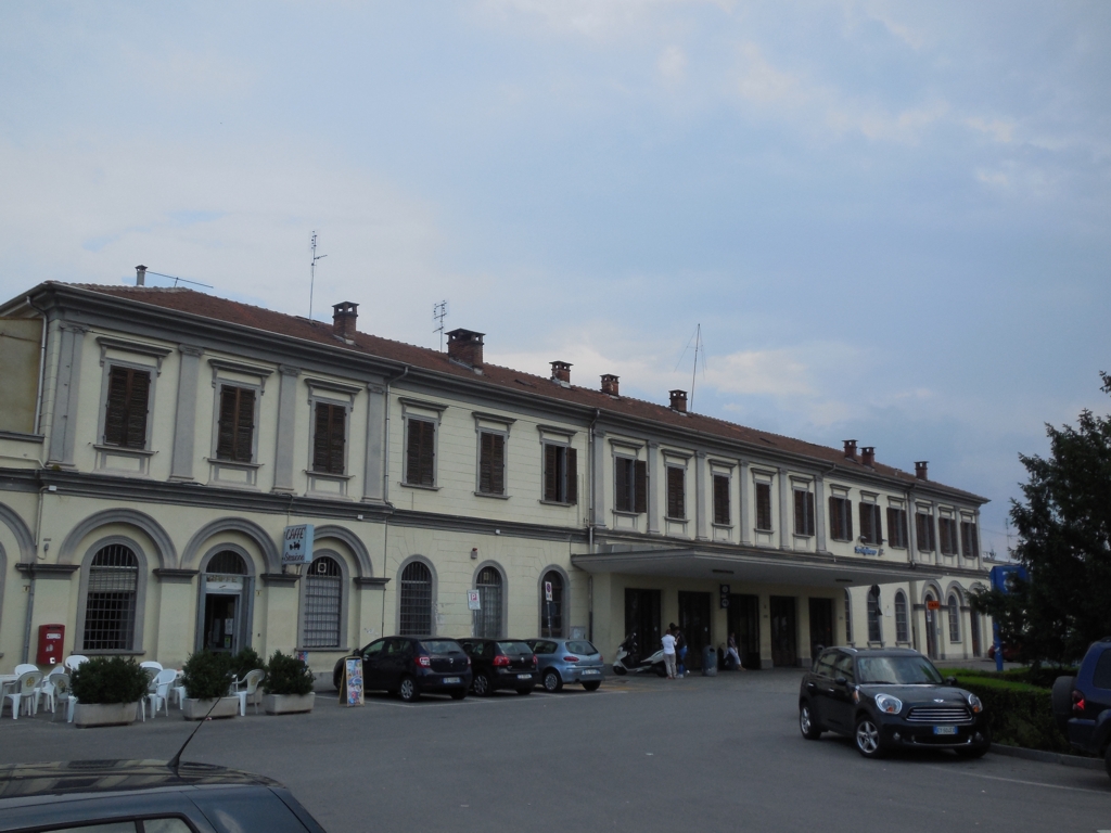 Stazione ferroviaria di Savigliano (stazione, ferroviaria) - SAVIGLIANO (CN)  (XIX, metà)