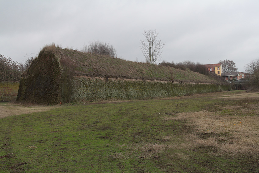 Cittadella, mezzaluna semplice davanti alla cortina tra i bastioni S. Michele e S. Cristina (fortezza) - Alessandria (AL)  (XVIII)