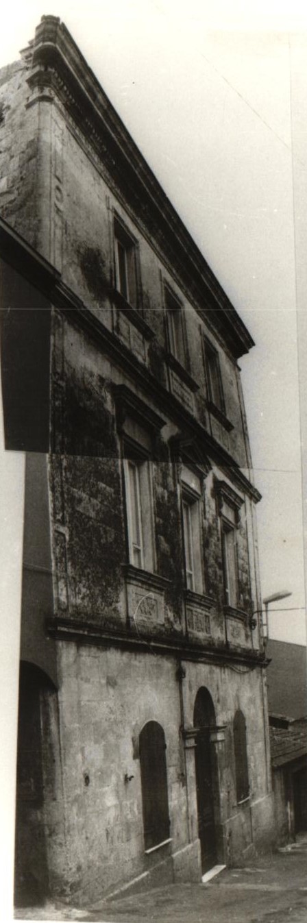 Casa via F.lli Bandiera (casa, privata) - Osilo (SS)  (XIX, prima metà)