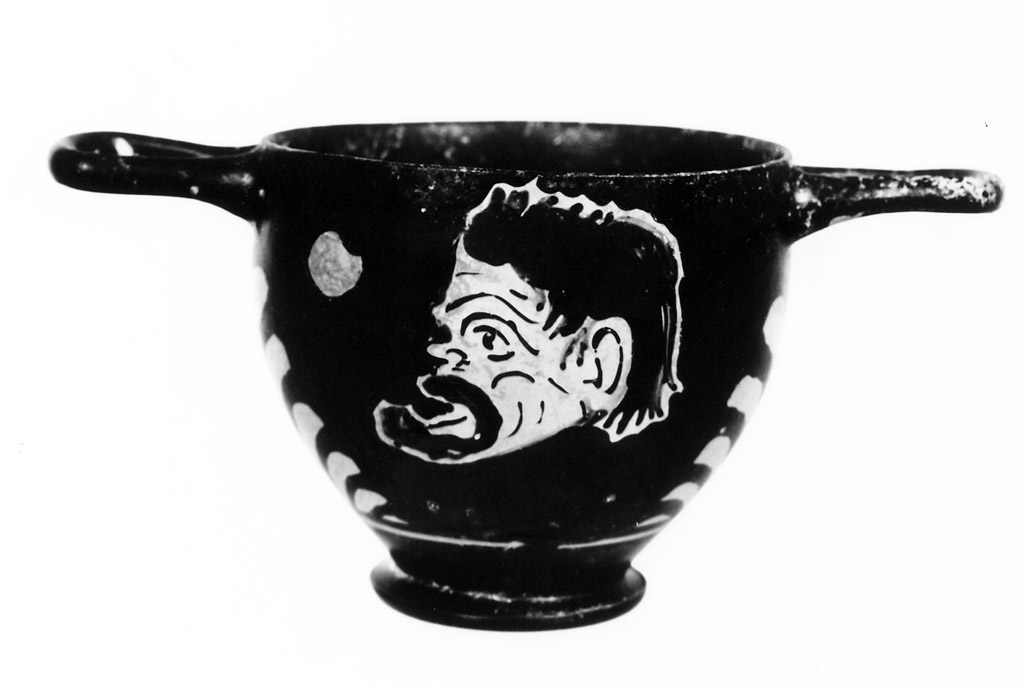 skyphos - produzione apula (terzo quarto sec. IV a.C)