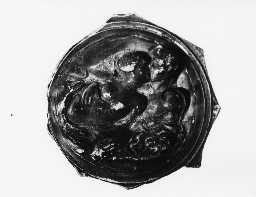 mastos/ fondo - produzione apula (secc. II/ I a.C)