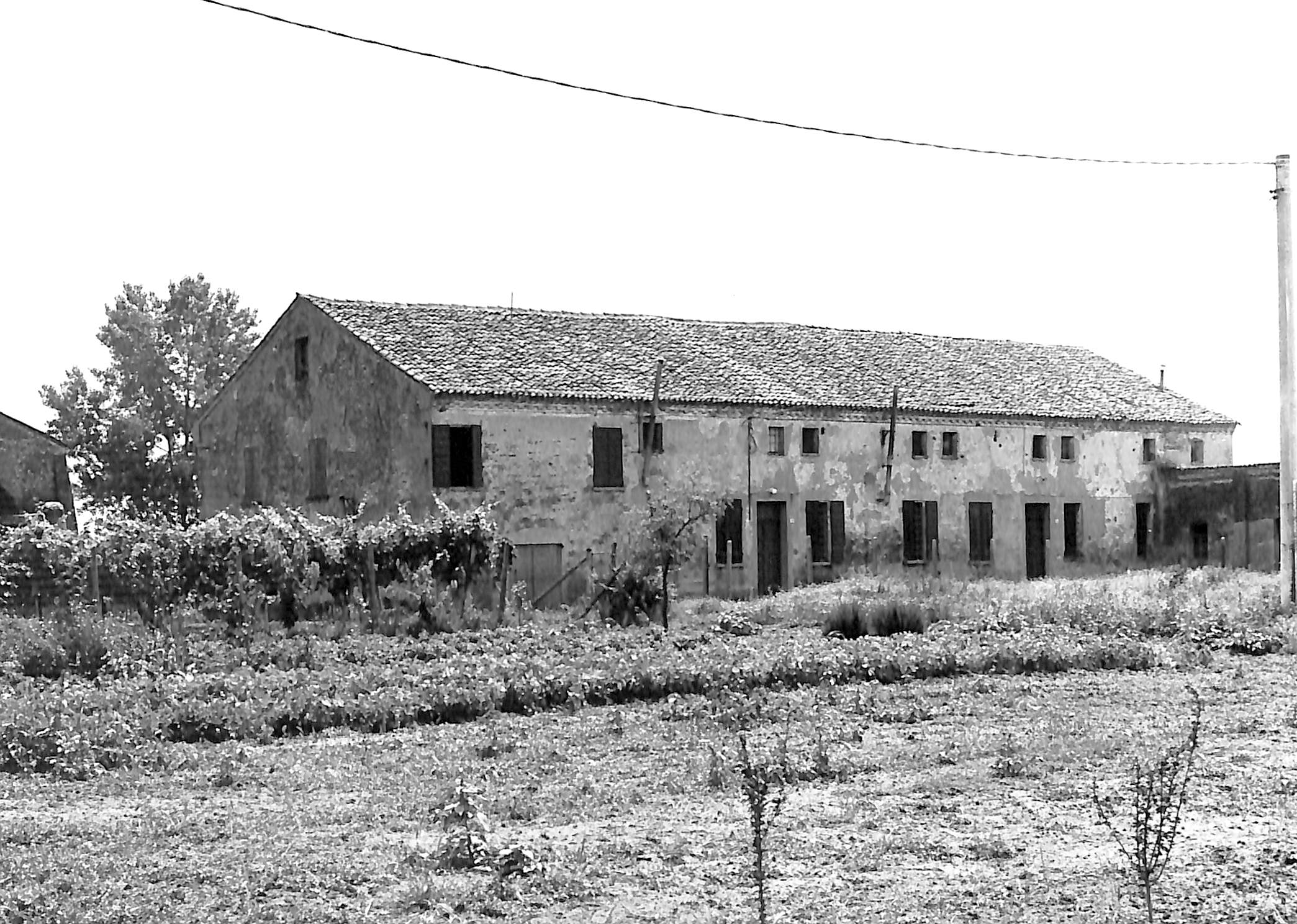 Boaria Saracca (casa a schiera, rurale) - Ficarolo (RO)  (XVIII, metà)
