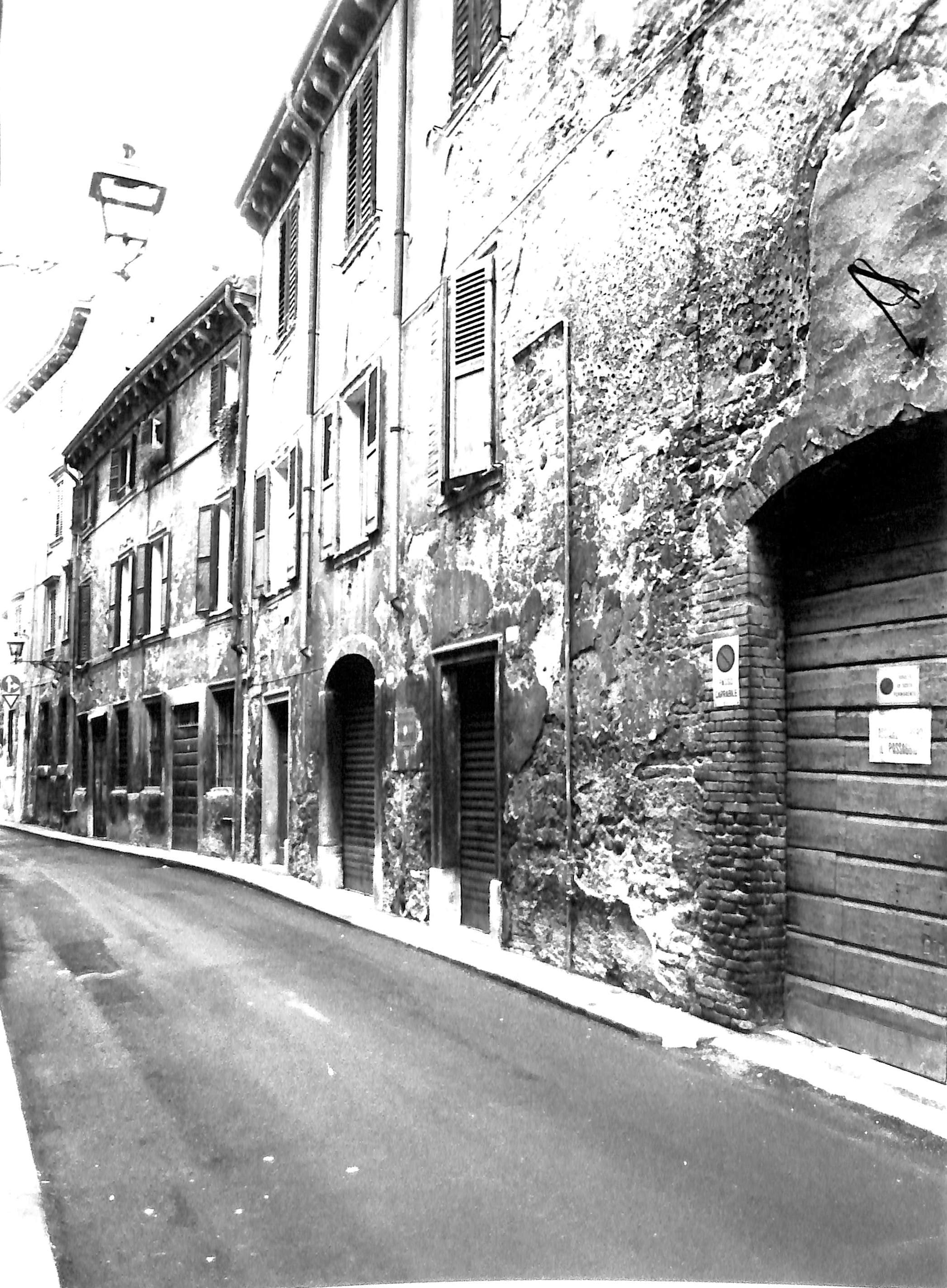 casa - Verona (VR)  (XV)
