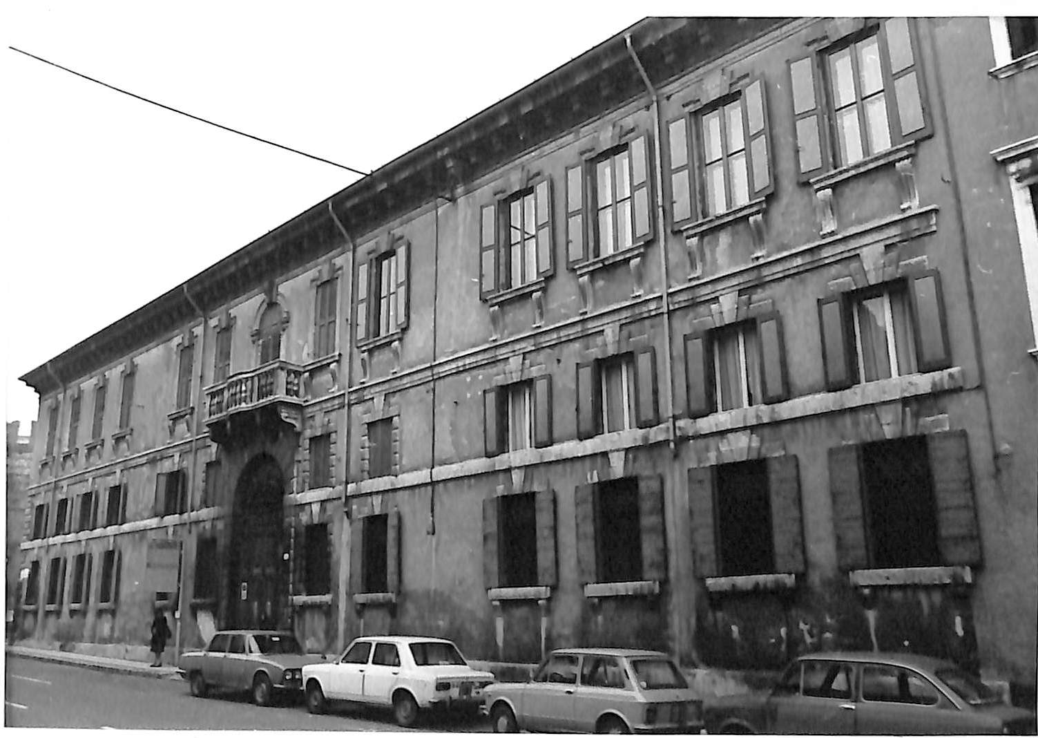 Palazzo Fracastoro/ Rubinelli (palazzo, nobiliare) - Verona (VR)  (XVII)