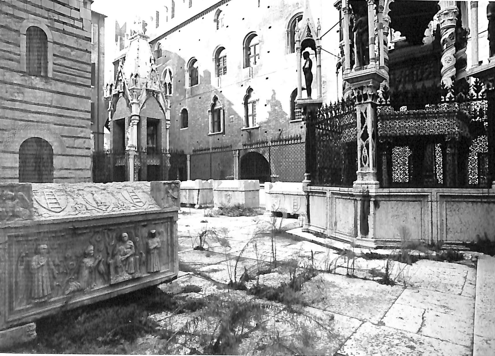 Arche Scaligere (cimitero, scaligero) - Verona (VR)  (XIII)