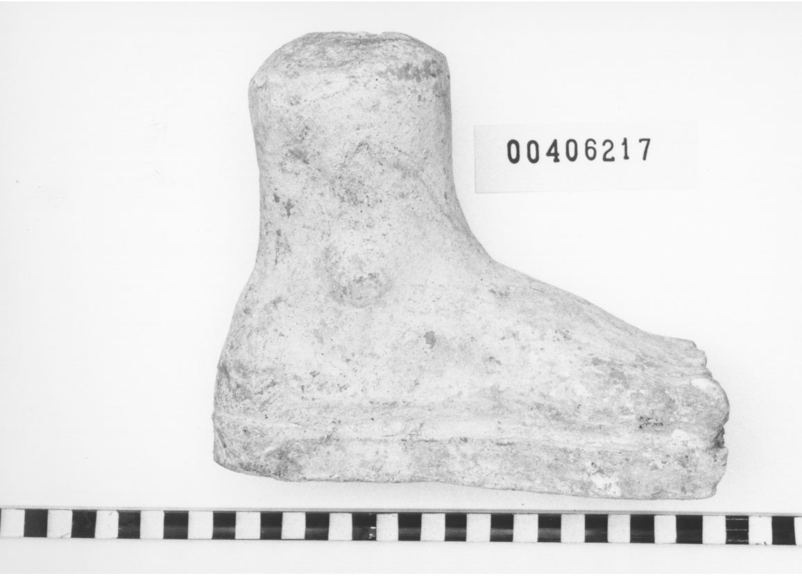 Piede destro (Votivo anatomico, Fregellae, tipo ND I) (III a.C, II a.C)