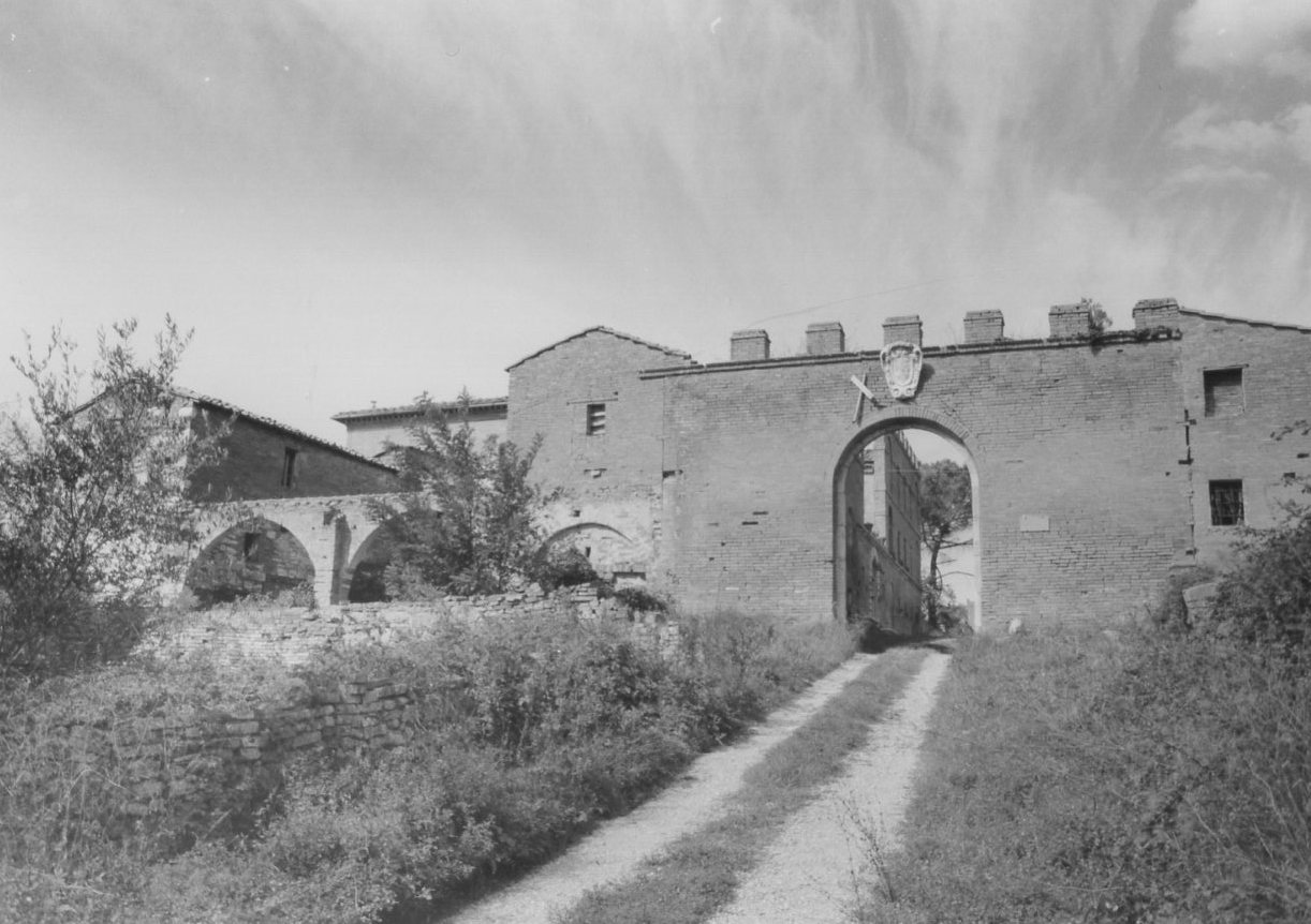 VILLA MONTEMORI (fattoria) - Asciano (SI) 