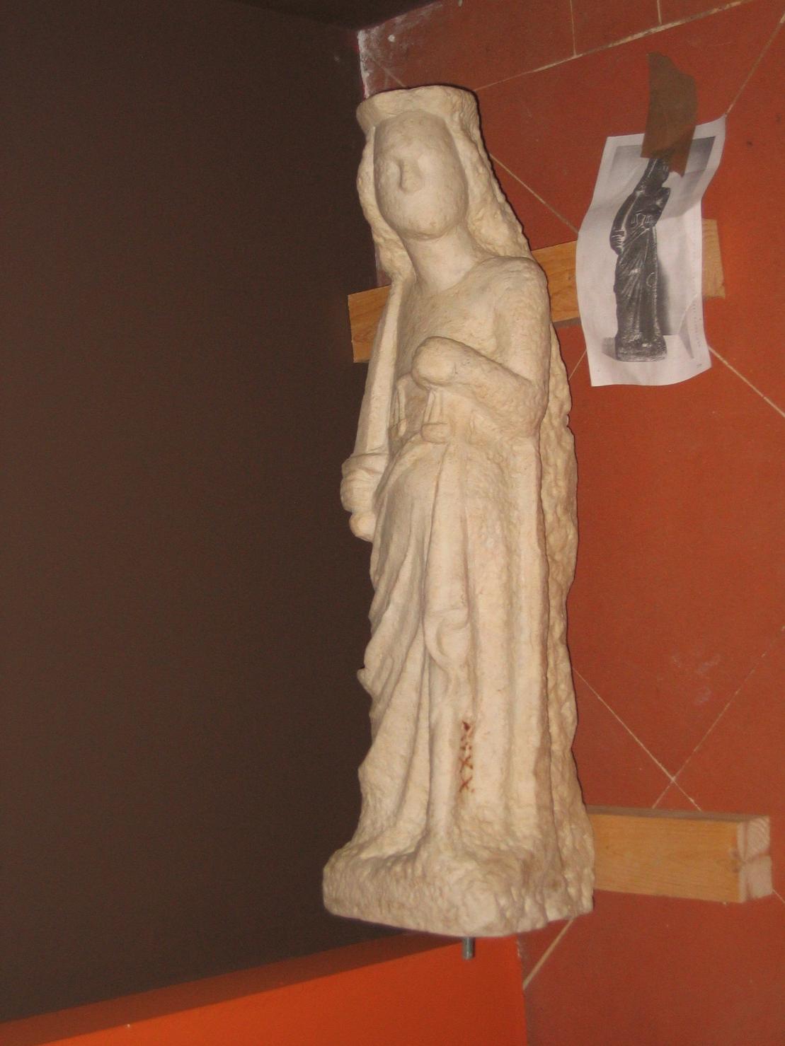 allegoria della Giustizia (statua, opera isolata) - ambito pisano (prima metà sec. XIV)