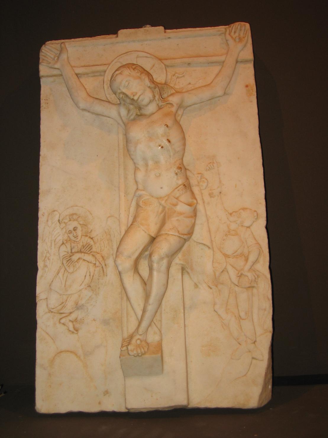 Crocifissione con angelo e soldato (formella, opera isolata) - ambito toscano (seconda metà sec. XV)