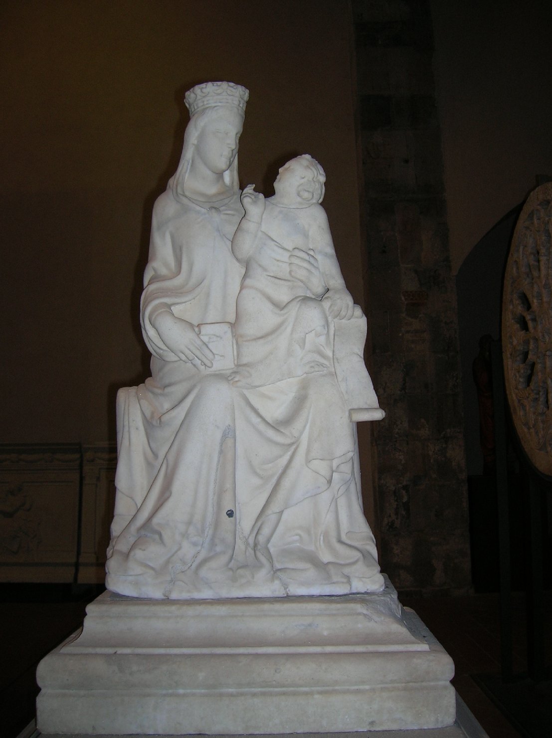 Madonna col bambino (scultura, opera isolata) di Giovanni di Balduccio (attribuito) (secondo quarto sec. XIV)