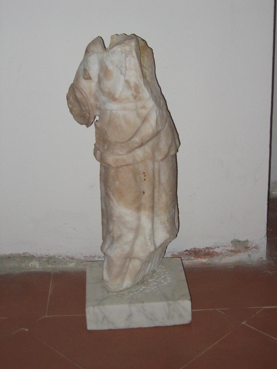 angelo (statua, frammento) - ambito pisano (fine/inizio secc. XIV/ XV)