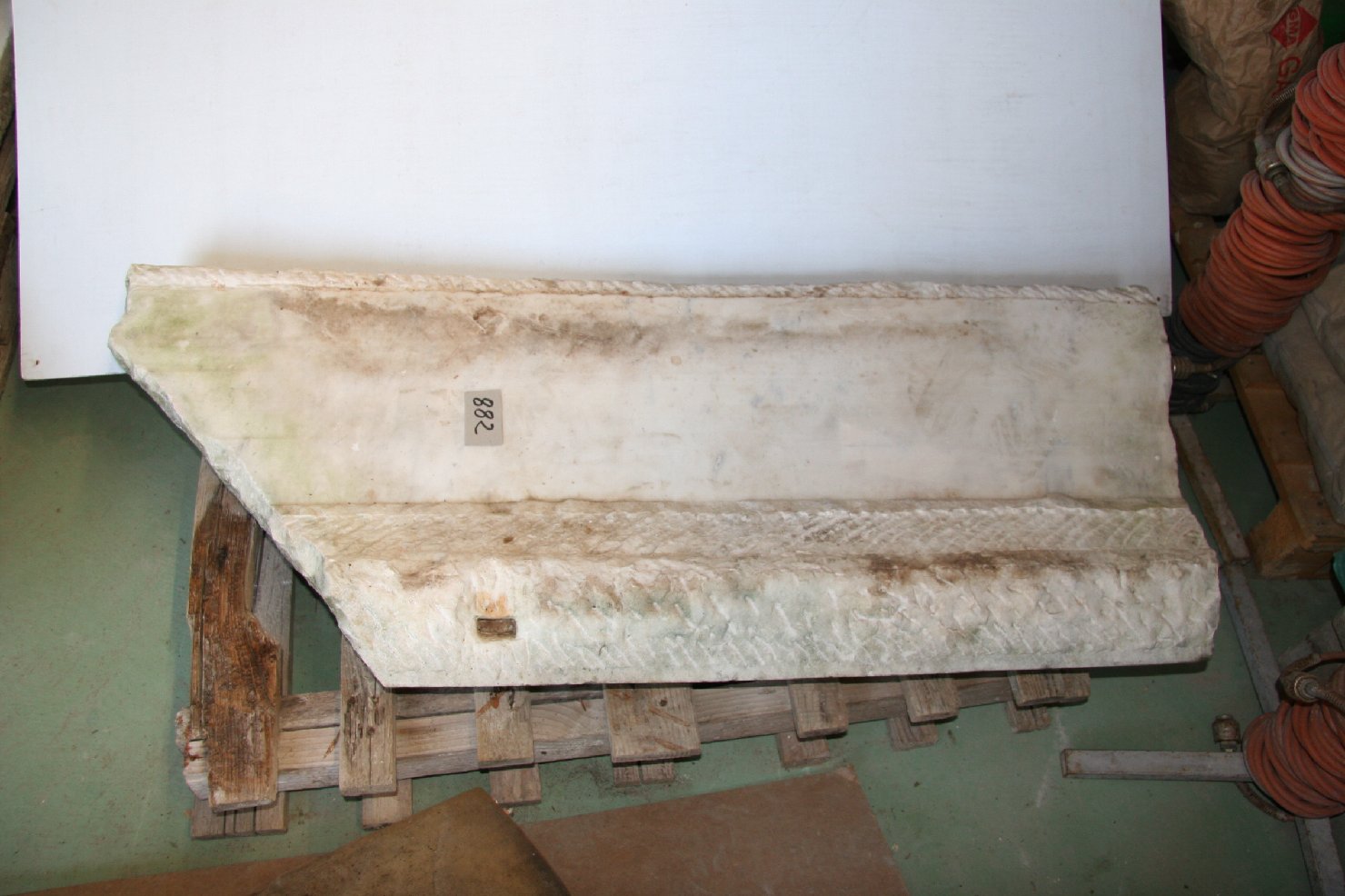 cornice architettonica, frammento - ambito pisano (secc. XVIII/ XIX)