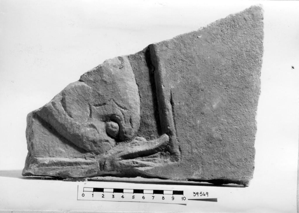 coperchio di sarcofago (sec. III d.C)