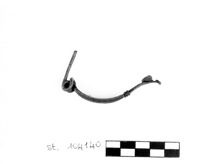 fibula/ ad arco, Feugère A 12 - ambito romano (secc. I d.C. - II d.C)