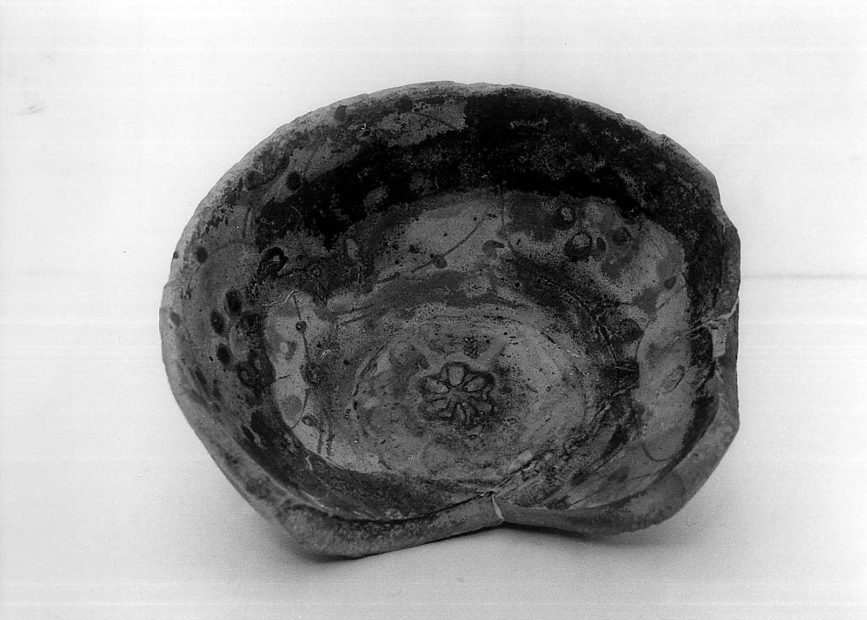 ciotola emisferica, Mannoni, tipo 56 - età medievale (secc. XIII/ XIV d.C)