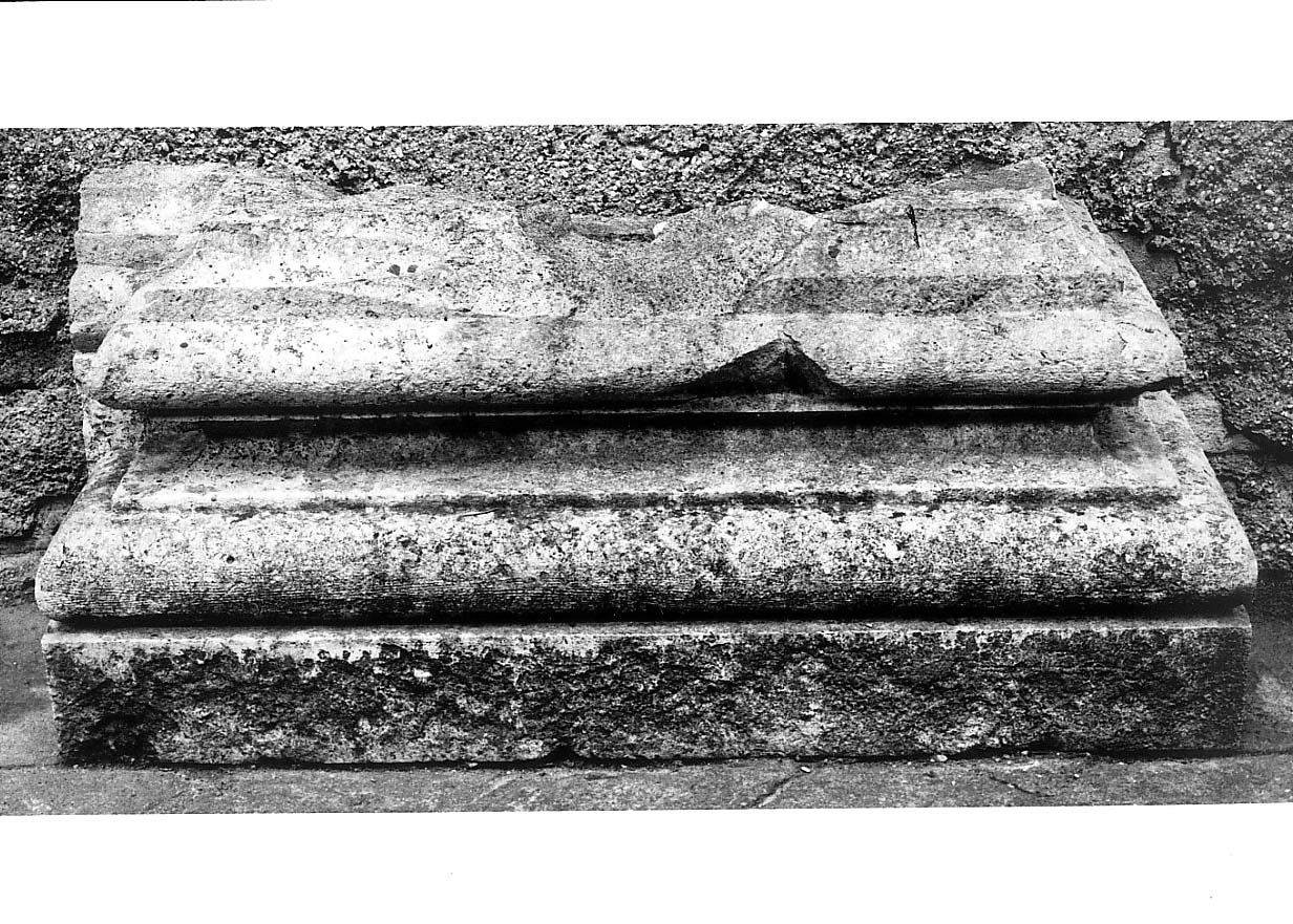 base di pilastro - età romana (età romana imperiale)